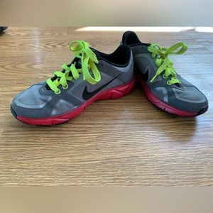 Nike Women’s Flywire Running Shoe Size 7.5